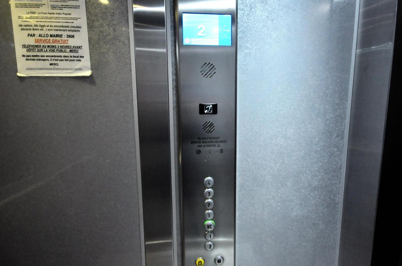 Appartement Des Fleurs นีซ ภายนอก รูปภาพ