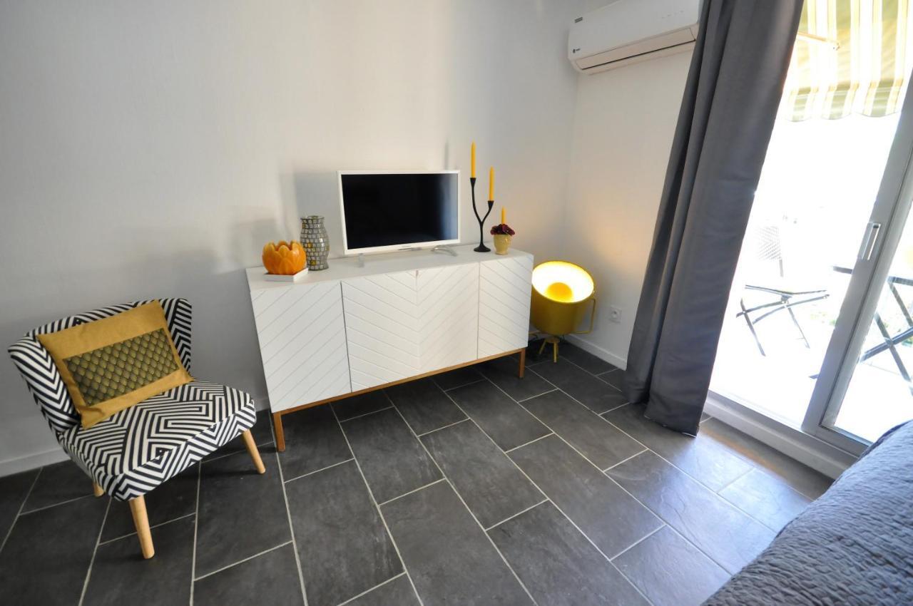 Appartement Des Fleurs นีซ ภายนอก รูปภาพ
